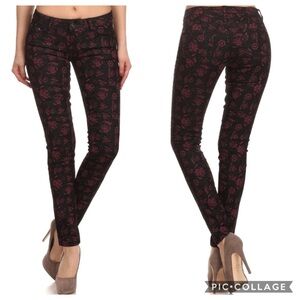 Fave Black Print Jeans Size 7